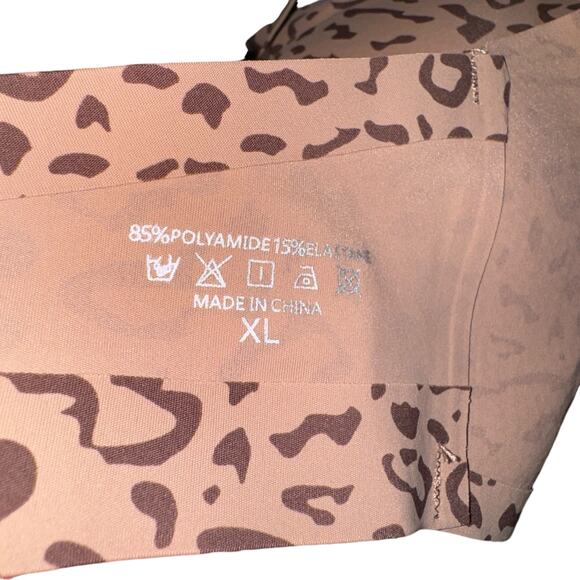 ChiCup Comfort Adj. Straps Deep V Front Close Leopard Wireless Bra
NWT!!! Sz XL - Picture 5 of 8